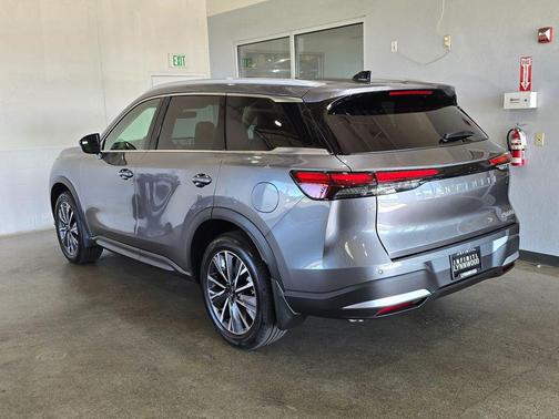 Graphite Shadow 2027 INFINITI QX60 LUXE AWD