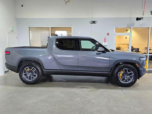 2022 Rivian R1T Launch Edition