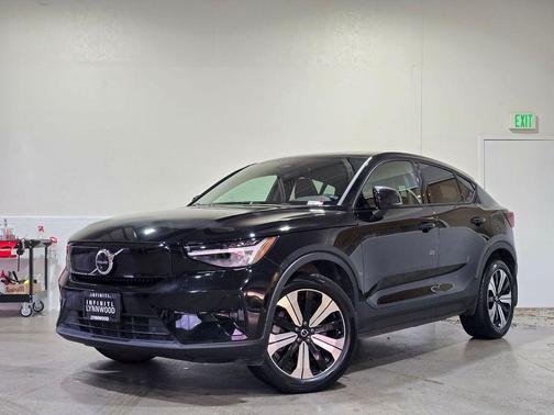 2023 Volvo C40 Recharge Pure Electric Twin Plus