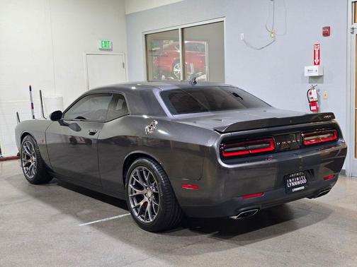 2016 Dodge Challenger SRT 392