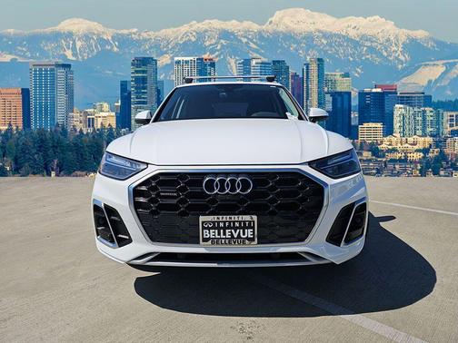 2023 Audi Q5 45 S line Premium Plus