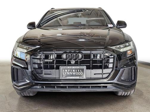 Night Black 2021 Audi Q8 55 Prestige