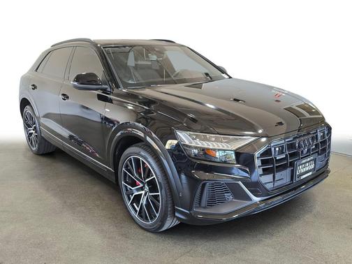 Night Black 2021 Audi Q8 55 Prestige