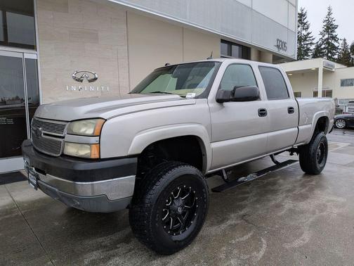 2005 Chevrolet Silverado 2500 LT H/D Crew Cab