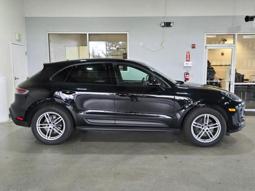 Black 2024 Porsche Macan Macan