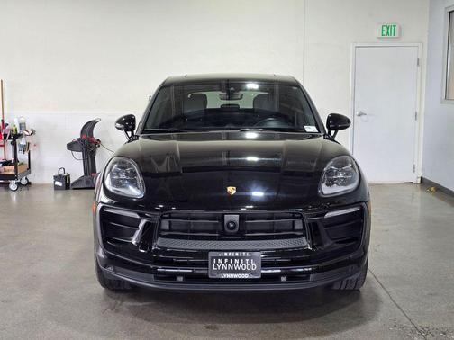 2024 Porsche Macan Macan