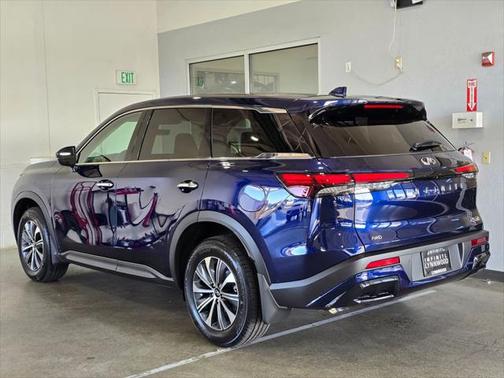 2025 INFINITI QX60 Pure
