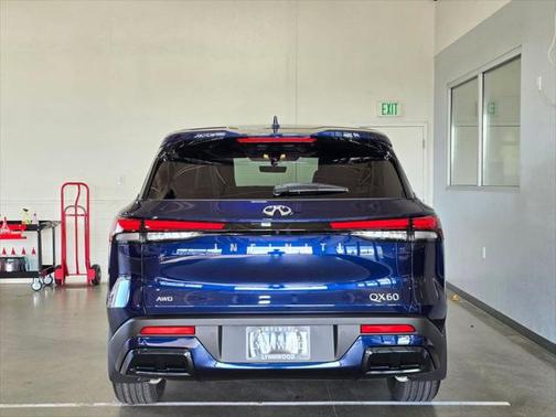 2025 INFINITI QX60 Pure