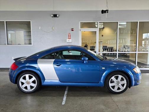 2002 Audi TT quattro