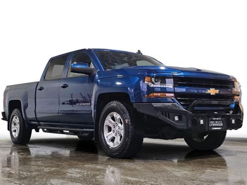 2017 Chevrolet Silverado 1500 2LT