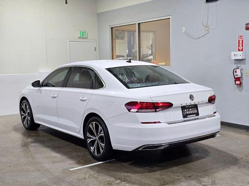 2022 Volkswagen Passat 2.0T SE