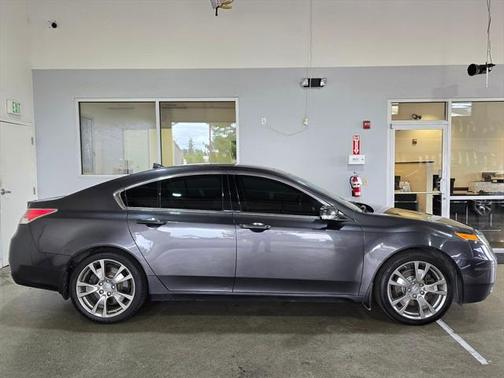 2013 Acura TL Advance