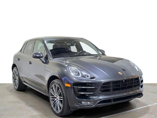 2017 Porsche Macan Turbo