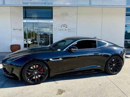 2016 Jaguar F-TYPE R