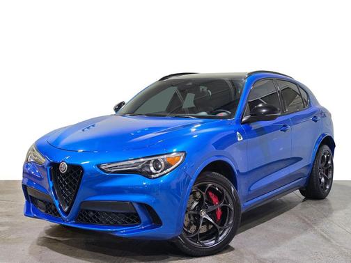 2022 Alfa Romeo Stelvio Quadrifoglio