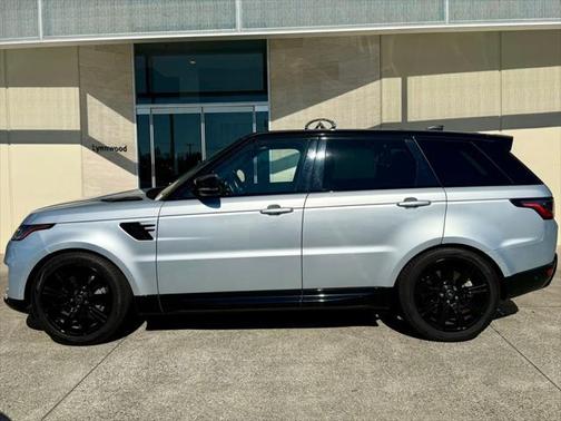 2021 Land Rover Range Rover Sport HSE Silver Edition