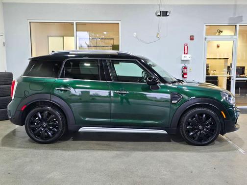 2018 MINI Countryman Cooper