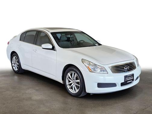 Moonlight White Pearl 2009 INFINITI G37x Base