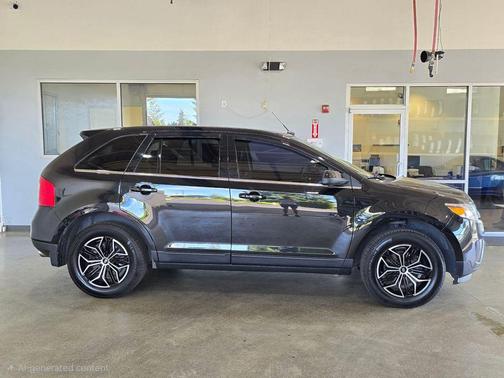 Tuxedo Black Metallic 2013 Ford Edge Limited