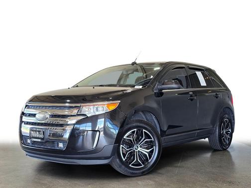 Tuxedo Black Metallic 2013 Ford Edge Limited