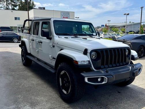 Bright White Clearcoat 2023 Jeep Gladiator Sport S