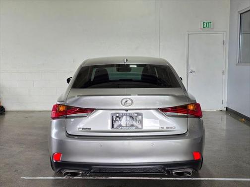 2018 Lexus IS 350 Base