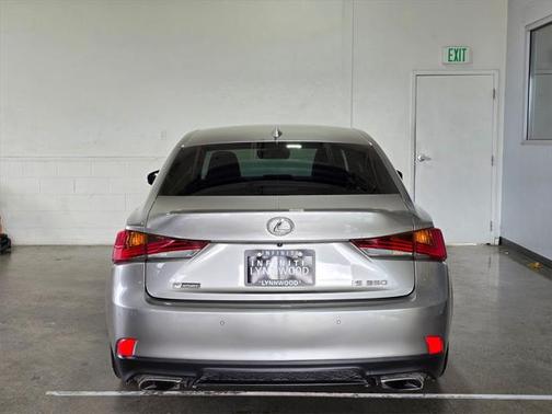 2018 Lexus IS 350 Base