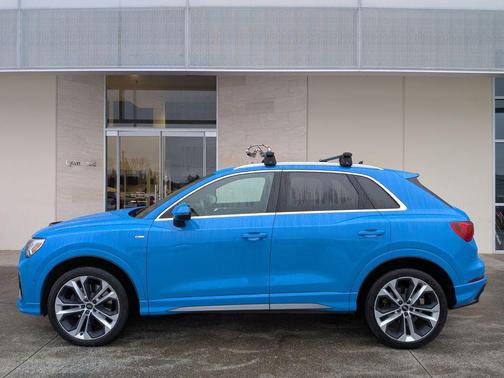 2019 Audi Q3 2.0T S line Prestige