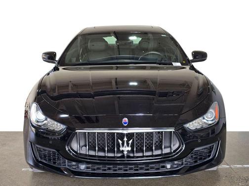 2018 Maserati Ghibli Base