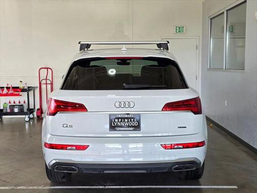 2023 Audi Q5 45 S line Prestige
