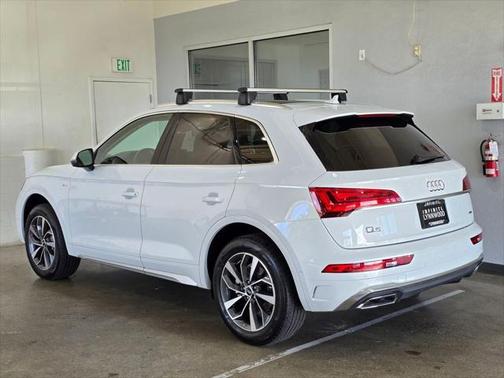 2023 Audi Q5 45 S line Prestige