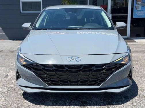 Electric Shadow 2023 Hyundai ELANTRA SEL