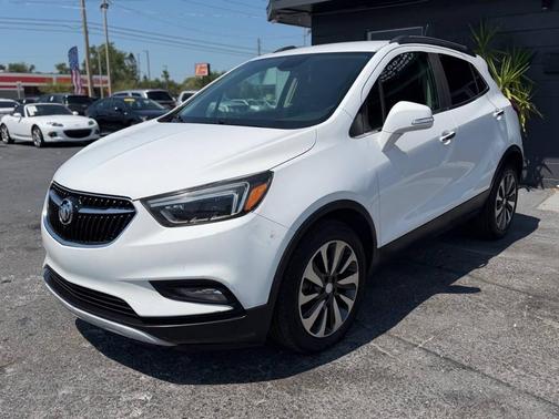 Summit White 2017 Buick Encore Essence