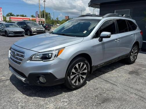 Ice Silver Metallic 2016 Subaru Outback 2.5i Limited