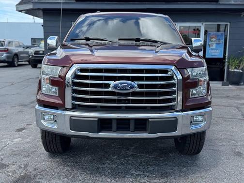 Ruby Red Metallic Tinted Clearcoat 2015 Ford F-150 XLT