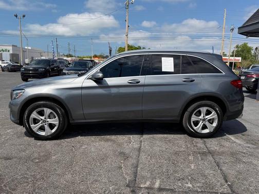2018 Mercedes-Benz GLC 300 Base
