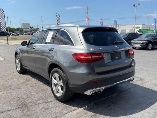 2018 Mercedes-Benz GLC 300 Base