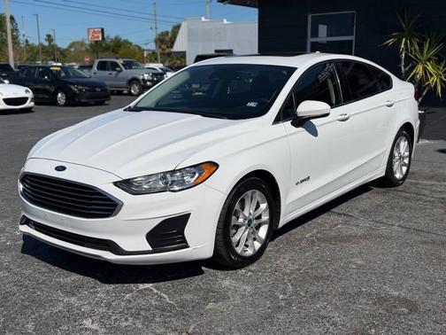 2019 Ford Fusion Hybrid SE
