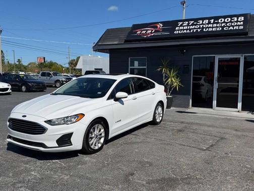 2019 Ford Fusion Hybrid SE