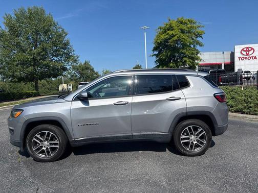 Billet Silver Metallic Clearcoat 2018 Jeep Compass Latitude