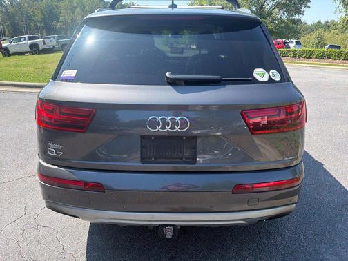 Samurai Gray Metallic 2019 Audi Q7 55 Premium Plus