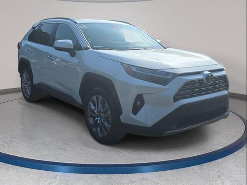 Wind Chill Pearl 2023 Toyota RAV4 Limited