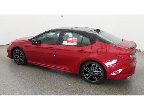 Supersonic Red w/Midnight Black Metallic Roof 2026 Toyota Camry XSE