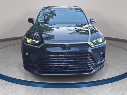 Midnight Black Metallic 2024 Toyota Grand Highlander Limited
