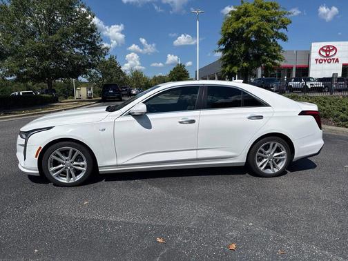 Summit White 2024 Cadillac CT4 Luxury