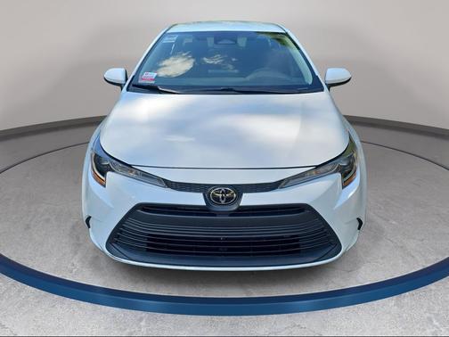 Ice Cap 2024 Toyota Corolla LE