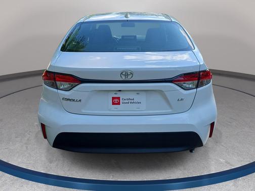 Ice Cap 2024 Toyota Corolla LE