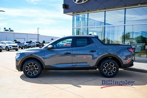 2023 Hyundai SANTA CRUZ SE