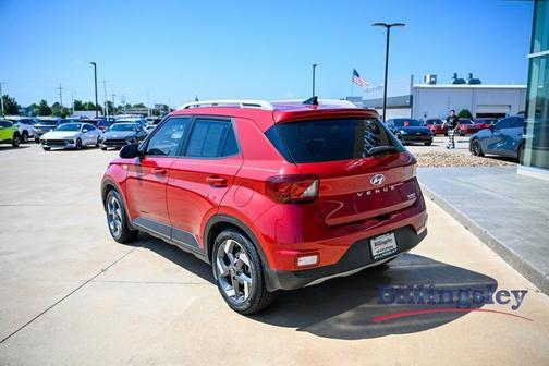 2022 Hyundai VENUE Limited