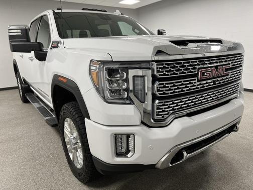 2023 GMC Sierra 2500 Denali